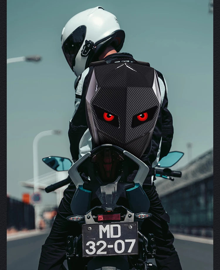 MOCHILA IMPERMEÁVEL PARA CAPACETE - RC174